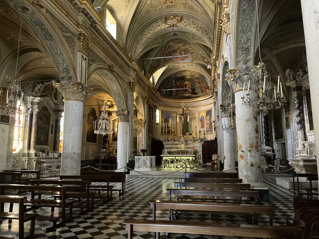 intérieur de l'Eglise de Portofino